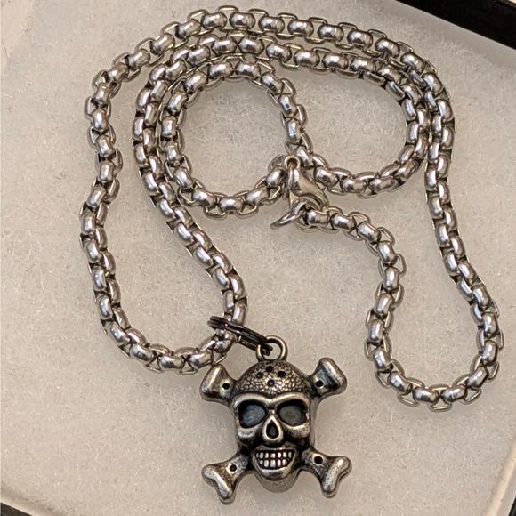 HARLEY DAVIDSON 3D Willie G Skull Pendant Necklace on Stainless Steel Box Chain - Picture 5 of 7